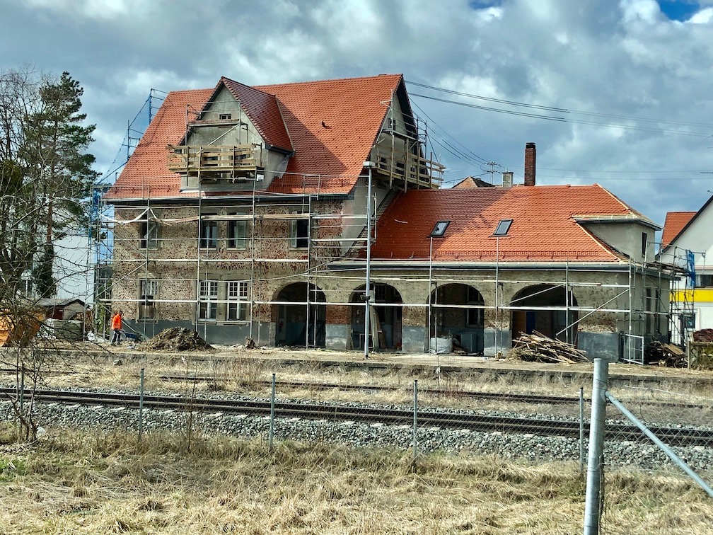 Sanierung und Umstrukturierung der Gebäude in Mochenwangen